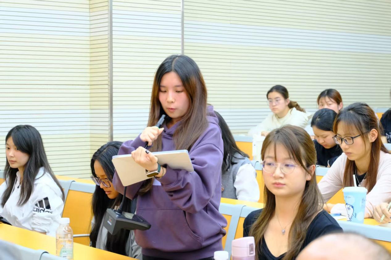 36DDB8AE-92EC-4BC3-BD68-94109F868613